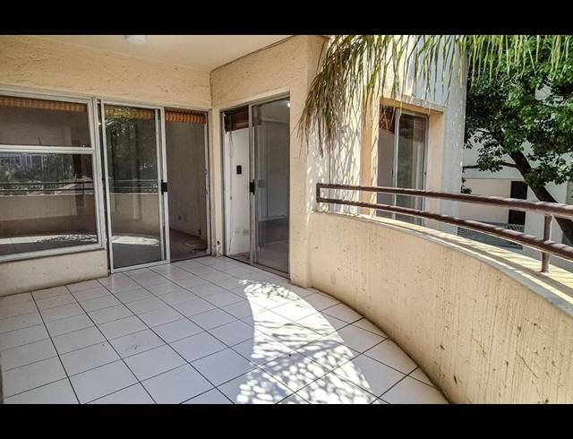 2 BEDROOM APARTMENT FOR SALE IN SANDTON CENTRAL